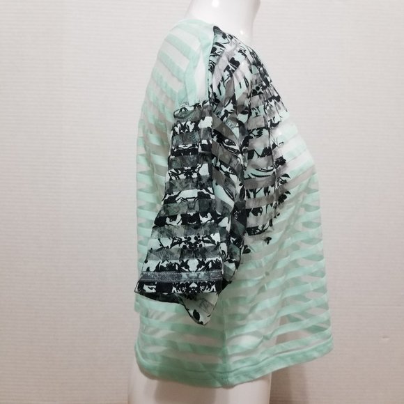 Xhilaration top Medium sheer striped floral graphic 100% polyester summer - Picture 4 of 9